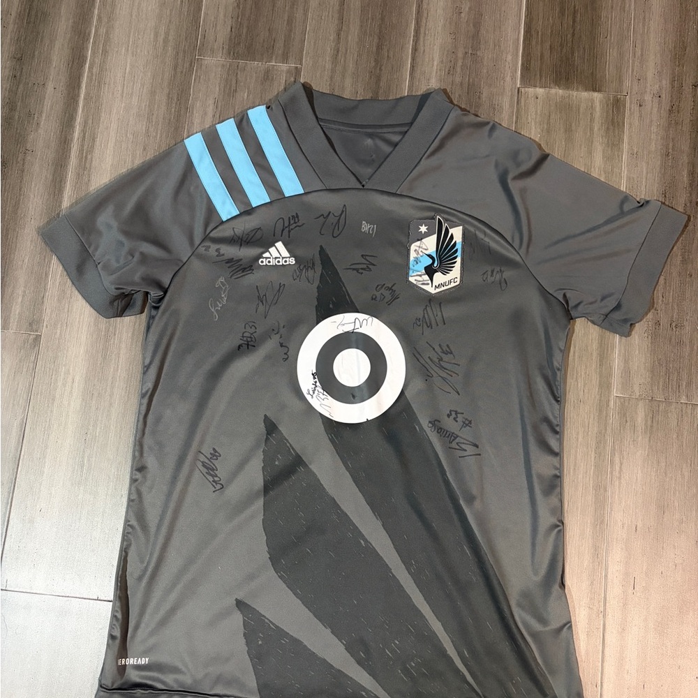 Adidas Minnesota United FC  signed Jersey